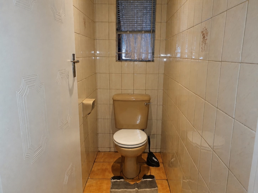 4 Bedroom Property for Sale in Safari Gardens North West